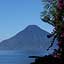 San Pablo - vue sur le lac Atitlan depuis le chemin qui monte vers le village.