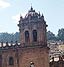 Cusco - la cathdrale construite  partir de 1545, les pierres de la faade viennent de la citadelle de Saqsaywaman. Une partie repose sur le palais de Wiracocha.